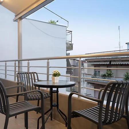 Urban Omonoias Aparthotel