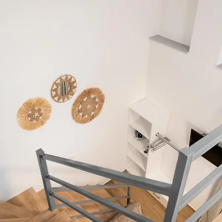 Aparthotel Urban Omonoias 3*