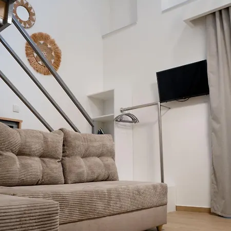 Urban Omonoias Aparthotel Kavala