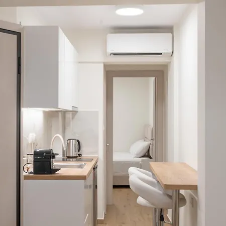 Urban Omonoias Aparthotel Kavala
