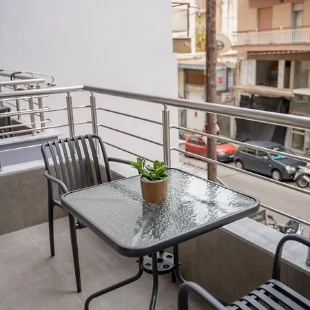 Urban Omonoias Aparthotel 3*